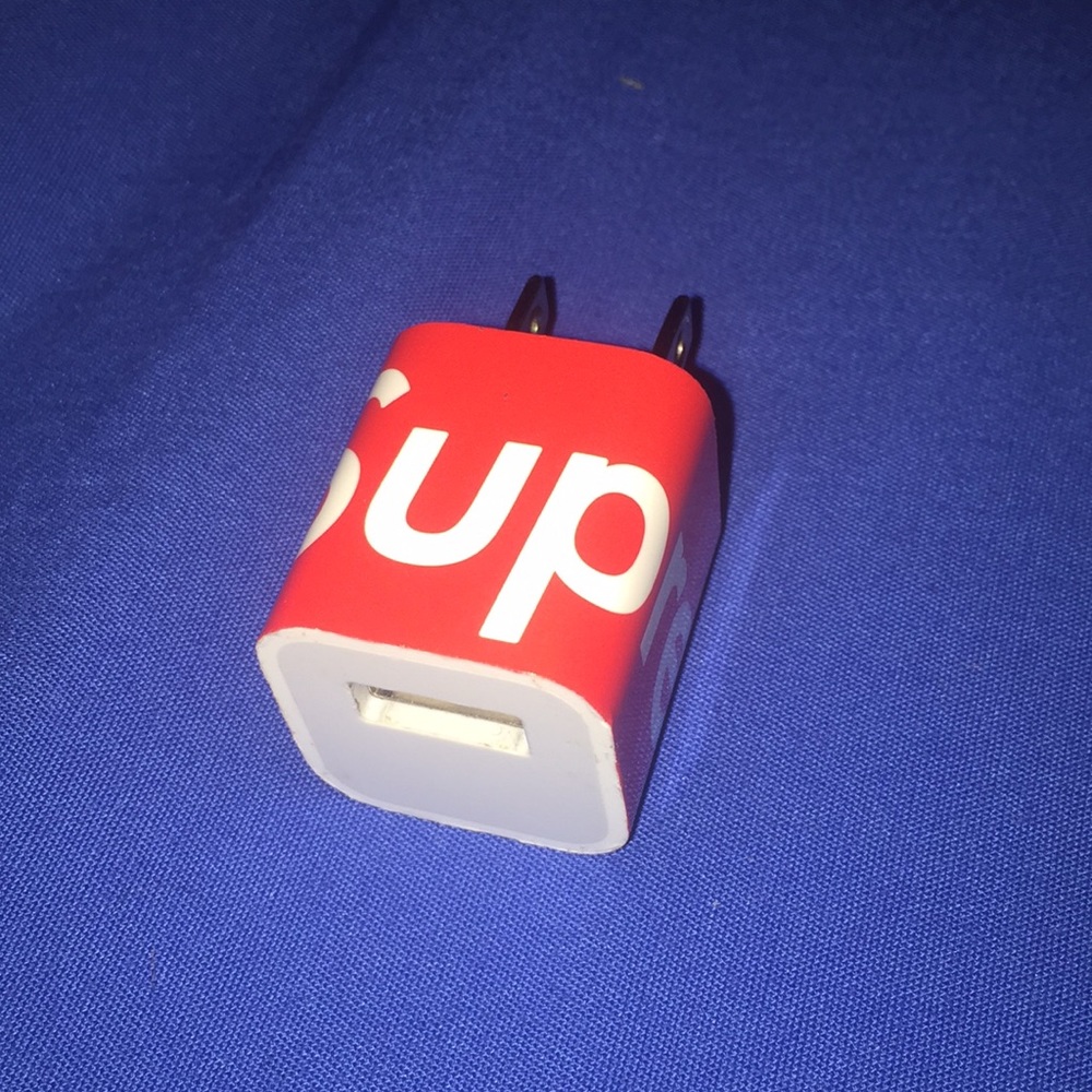 10 SUPREME STICKERS